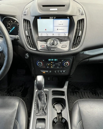 Ford Escape cena 69900 przebieg: 124629, rok produkcji 2018 z Zielona Góra małe 154